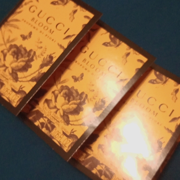 Gucci Bloom Orange - Picture 3 of 4